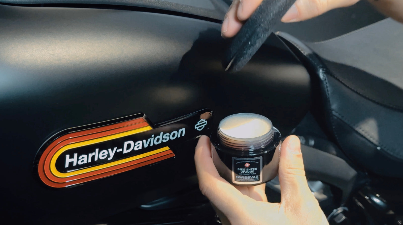 Motorcycle BIKE SHEEN OPAQUE (40% Vol.) マット塗装・ラッピング用カルナウバワックス Tutorial